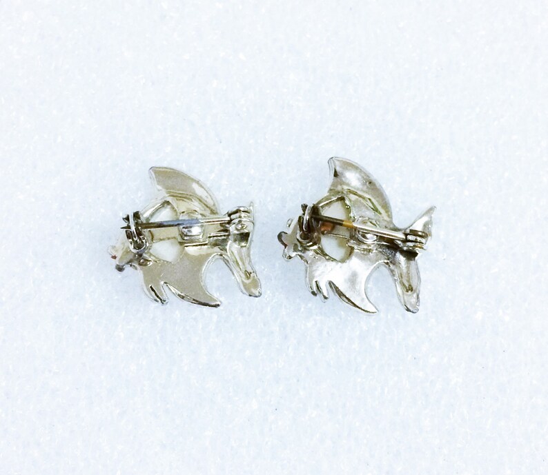 1940s Tropical Brooch 1950s Figural Broach Vintage Novelty Jewelry 40s 50s Vintage Mother Of Pearl and Silver Tone Metal Fish Scatter Pins