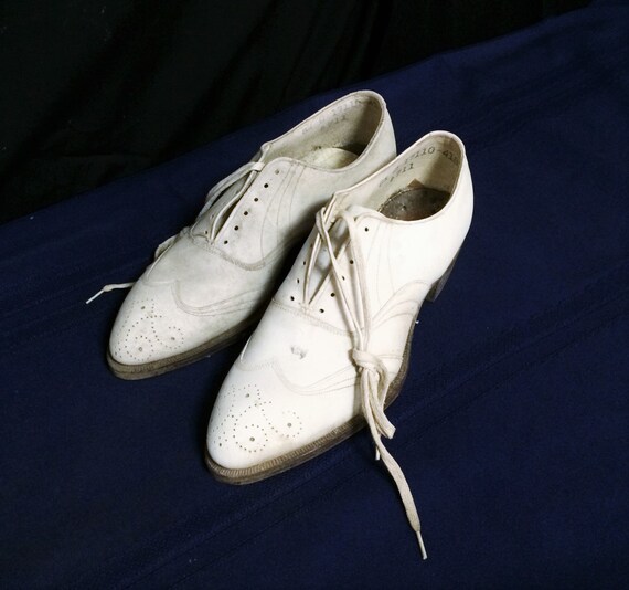 30s 40s Vintage Men's White Leather Brogues or Oxf