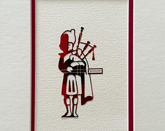 Macleod Clan Dudelsackpieler Kunst: Vintage Tartan Diecut, mit Passepartout