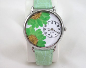 Daisy Watch, Green Watch, Pressed Flower Watch