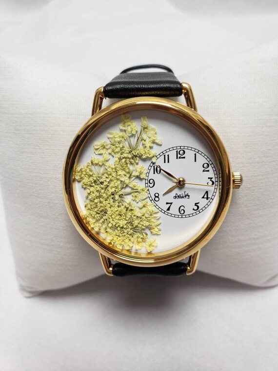 rienda♡ Flower Lace Watch Flower Watch, Pressed Flower Watch, Queen Anne Lace, Gardener Gift