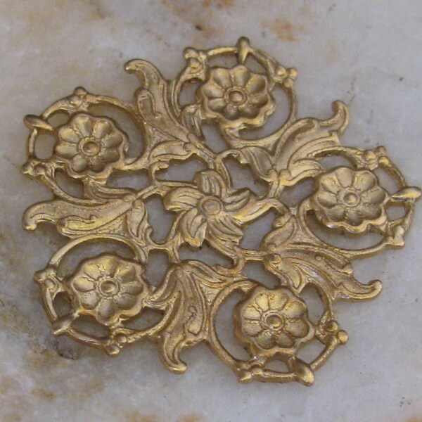 Flower Filigree Flat Metal Stamping Brass Jewelry Findings 1400 - 6 Pcs