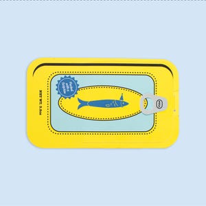 Cartão de aniversário em forma de lata de sardinha: Cartão pop-up com uma surpresa dentro!