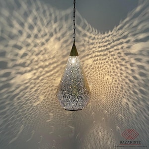 Lampada a sospensione marocchina in ottone, lampada a sospensione da soffitto. Lampada a sospensione marocchina, paralume sospeso, lampada marocchina in ottone.