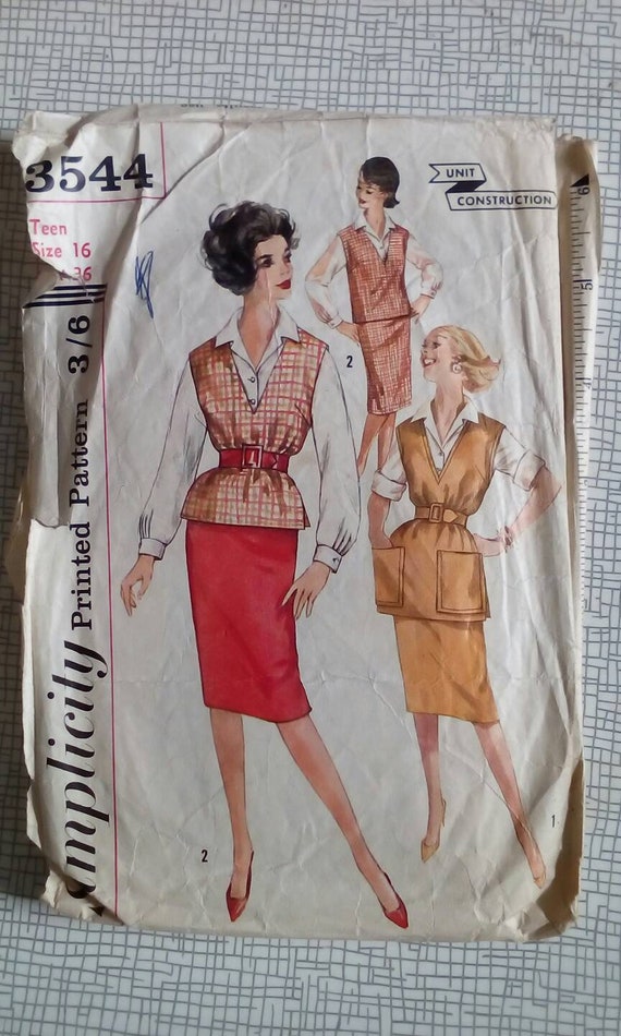 TLC 1950s Blouse, Skirt Top 36