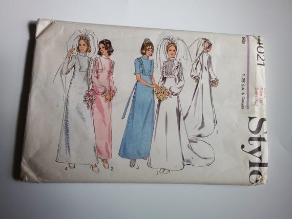 1972 Wedding & Bridesmaid Dress - 32.5" Bust - Style 4021 - Vintage Sewing Pattern - Etsy 1972 Wedding & Bridesmaid Dress - 32.5" Bust - Style 4021 - Vintage Sewing Pattern - Etsy