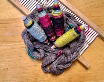 Gray Scarf Weaving Kit, Easy Weaving Kit, Beginner Weaving Kit