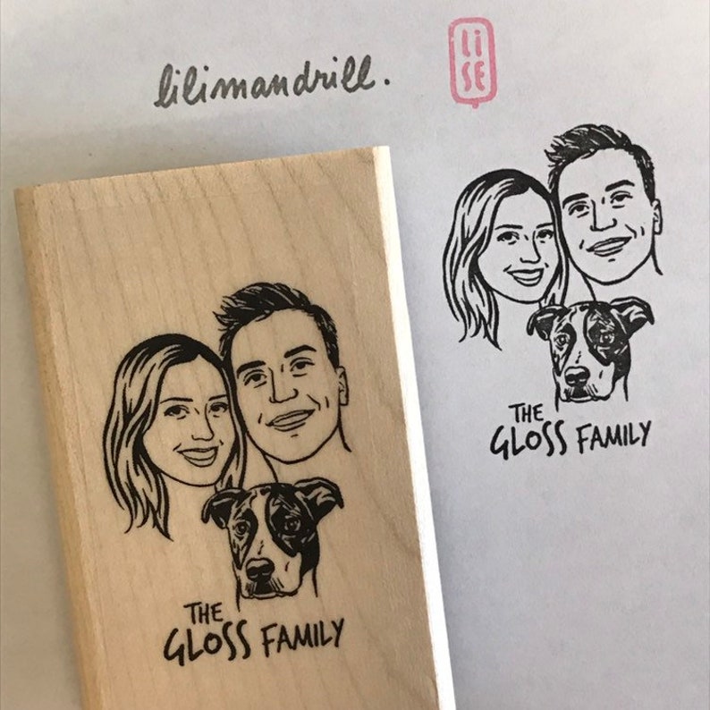 Geschenk für Mama Papa Familienporträt Stempel für Geschenk Abholadresse personalisieren Bild 9