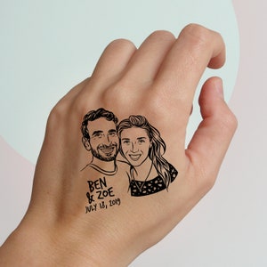 Personaliza el regalo de boda con tatuajes para tus invitados