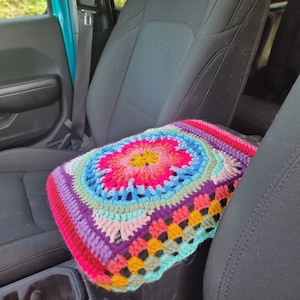 Sophies Garden Crochet Center Console Cover