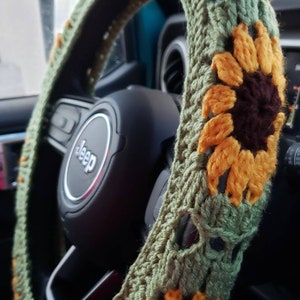 Sunflower Crochet Steering Wheel Cover image 3