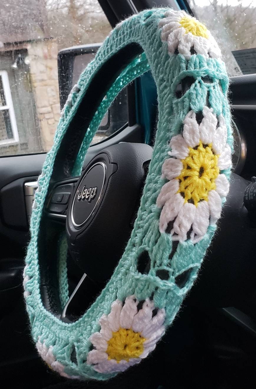  YDM Crochet Daisy Steering Wheel Cover,3D Daisy Steering Wheel  Cover for Women,Cute Steering Wheel Cover,Car Accessories (C,Steering Wheel  Cover+2 Belt Cover) : Automotive