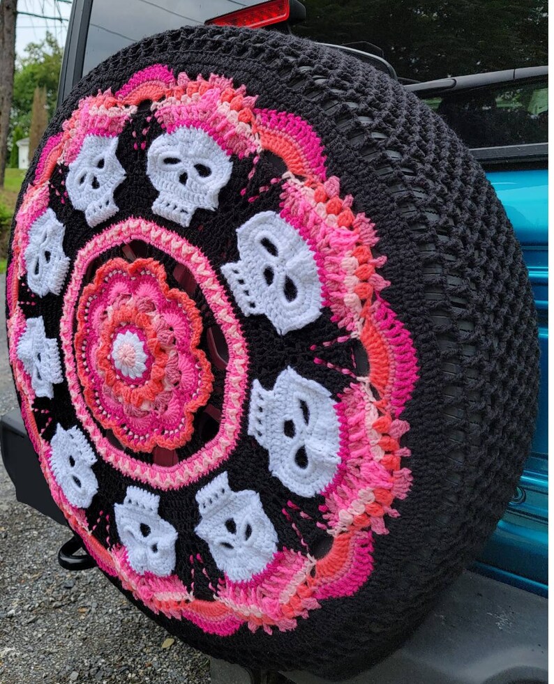 Skulls Crochet Spare Tire Cover image 8