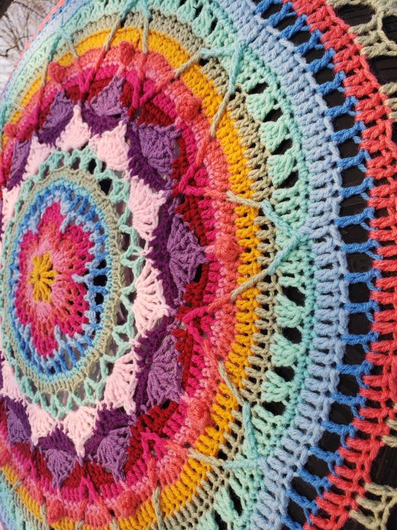 Sophie's Garden Crochet Spare Tire Cover image 9