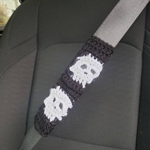 Skull Crochet Seat Belt Cover