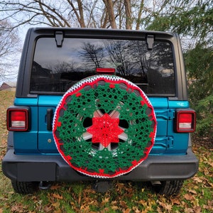 Funda para rueda de repuesto tejida a crochet con forma de árbol de Navidad