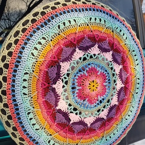 Sophie's Garden Crochet Spare Tire Cover image 8