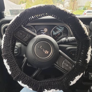 Skull Crochet Steering Wheel Cover image 7