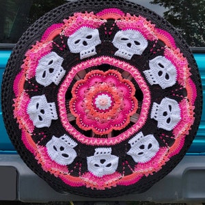 Skulls Crochet Spare Tire Cover image 5