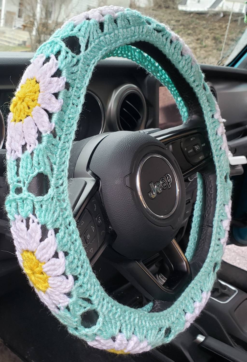 YDM Crochet Daisy Steering Wheel Cover,3D Daisy Steering Wheel Cover for Women,Cute Steering Wheel Cover,Car Accessories (C,Steering Wheel Cover+2