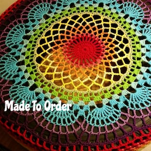 Funda para rueda de repuesto tejida a crochet