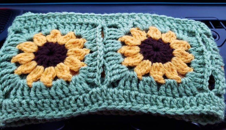 Sunflower Crochet Steering Wheel Cover image 5