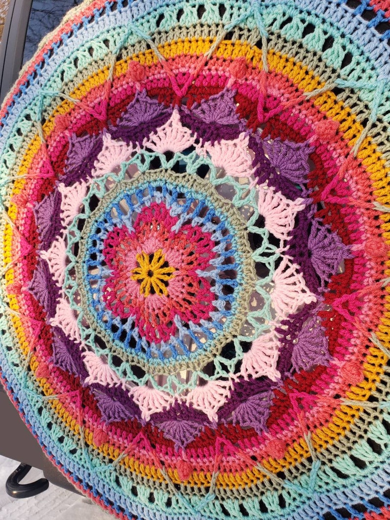 Sophie's Garden Crochet Spare Tire Cover image 4