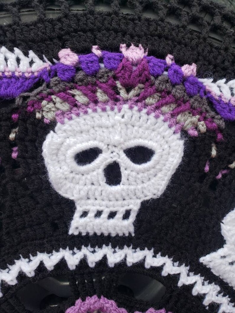 Skulls Crochet Spare Tire Cover image 9