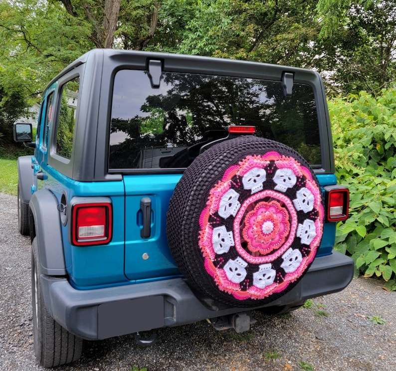 Skulls Crochet Spare Tire Cover image 6