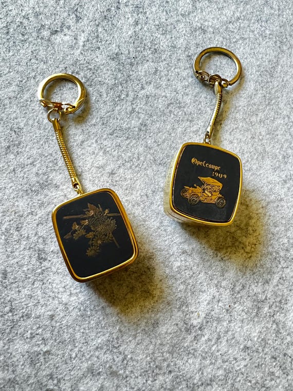 SANKYO オルゴール キーホルダー Sankyo製彫金アンティークオルゴール