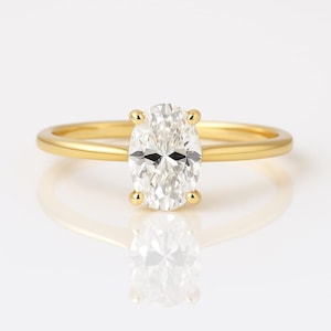 14K Oval Moissanit Goldring • Zierlicher Solitär Verlobungsring • Minimalistischer Versprechensring für Sie • Elegantes Geschenk für Frauen