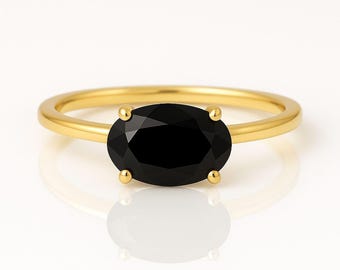 Anillo de ónix negro, anillo de ónix chapado en oro de 14k, anillo de ónix plateado, joyería minimalista, anillo apilable, anillo de ónix ovalado, delicado anillo de ónix