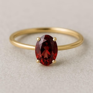 Minimalist Oval Garnet Ring in Gold - January Birthstone Solitaire Ring, Dainty Red Gemstone Ring, Gift for Her