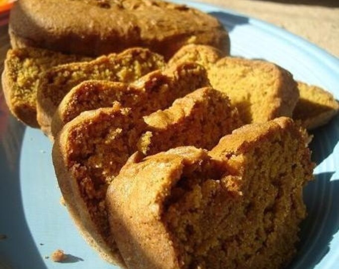 Aunt Helen's Pumpkin Bread - HALF DOZEN (6 mini loaves)