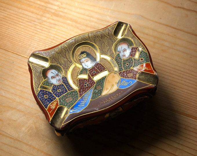Featured listing image: Beautiful handpainted Japanese ashtray, made in Japan 19th century ceramic mint condition