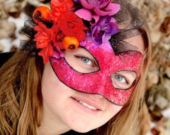 Juliet - One of a Kind Glitter Mask in Sunset Colors - OOAK Handmade Masquerade Mask