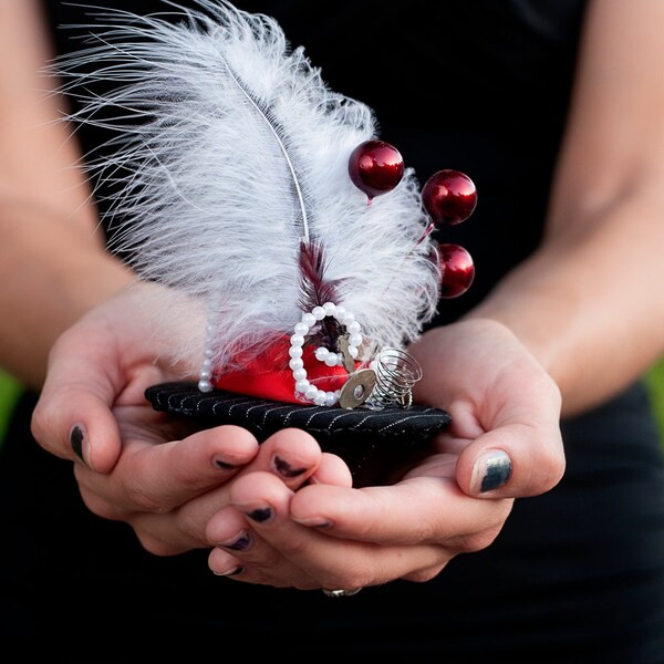 Maven - Victorian Steampunk Mini Top Hat Comb in Black and White Pinstripes with Crimson Accents