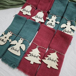 Cartão de lugar de casamento, etiquetas de nome personalizadas, conjunto de 60, dia de Natal, configurações de nome de lugar de lembrancinhas de festa, etiquetas de guardanapos de mesa verdes