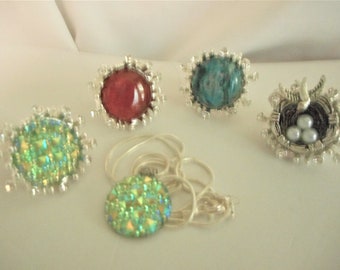 Blingy Rings + ... 4 rings and 1 necklace, red, blue, spakly green, bird with nest ... #1068A,1068B,1068C,1068D, 1068E