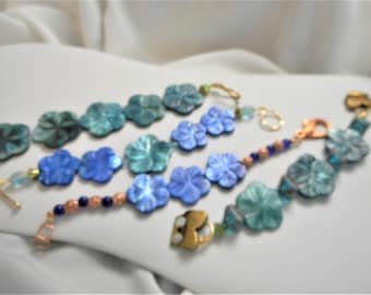Tahitian and Royal Blue Island Florals ... MOP flower bracelets, 2 styles ... #1064 A, C