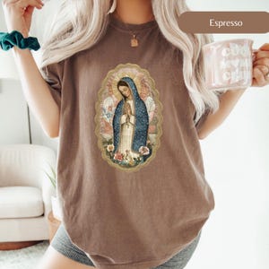 Vår Fru av Guadalupe, Jungfru av Guadalupe religiös t-shirt, Jungfru Maria religiös tröja, lapptäckseffekt