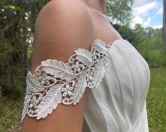 Ivory Leaves and Flowers Set of Two Detachable Off the Shoulder Straps to Add to your Wedding dress Plain or with Rhinestones
