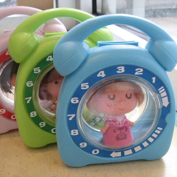 Vintage Ting-a-Ling Tina Puppe in Kunststoff Telefon