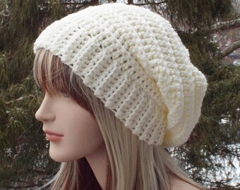 Winter White Crochet Hat, Womens Slouchy Beanie, Boho Slouchy Hat, Oversized Slouch Beanie, Chunky Hat, Winter Hat, Off White Slouch Hat