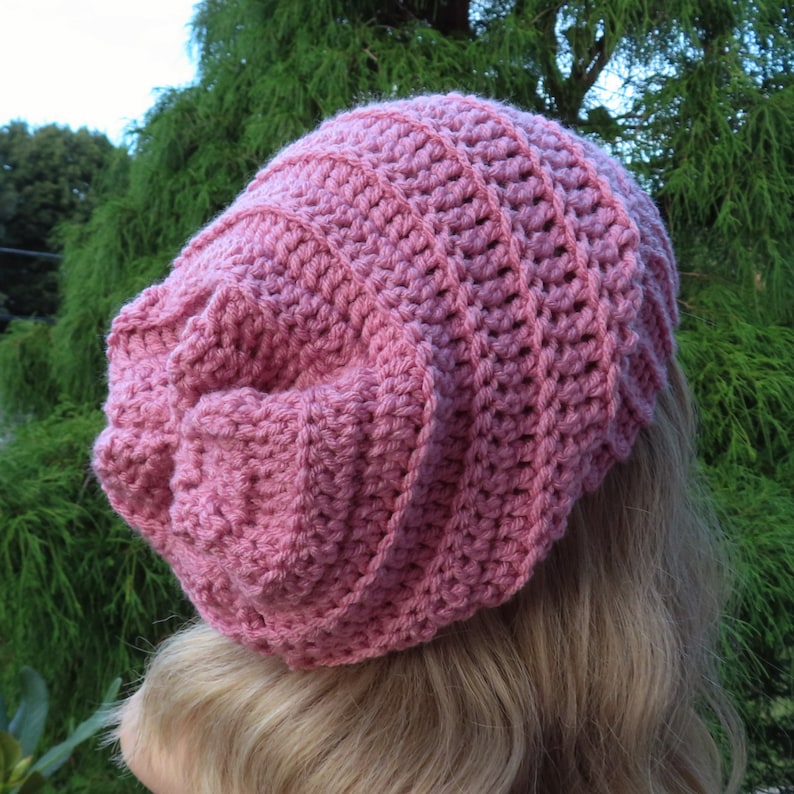 Rose Pink Crochet Hat, Womens Slouchy Beanie, Boho Slouchy Hat, Oversized Slouch Beanie, Chunky Hat, Winter Hat, Slouch Hat image 4