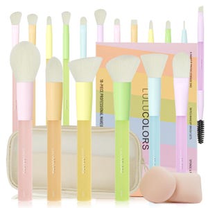 18-Piece Makeup Brush Set: Soft Synthetic Bristles, Travel Bag & Sponges