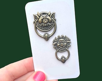 Labyrinth Door Knockers 3D Pins – David Bowie Fantasy Pin, Iconic Movie Merch, Unique Gift for Labyrinth Fans & Bowie Lovers