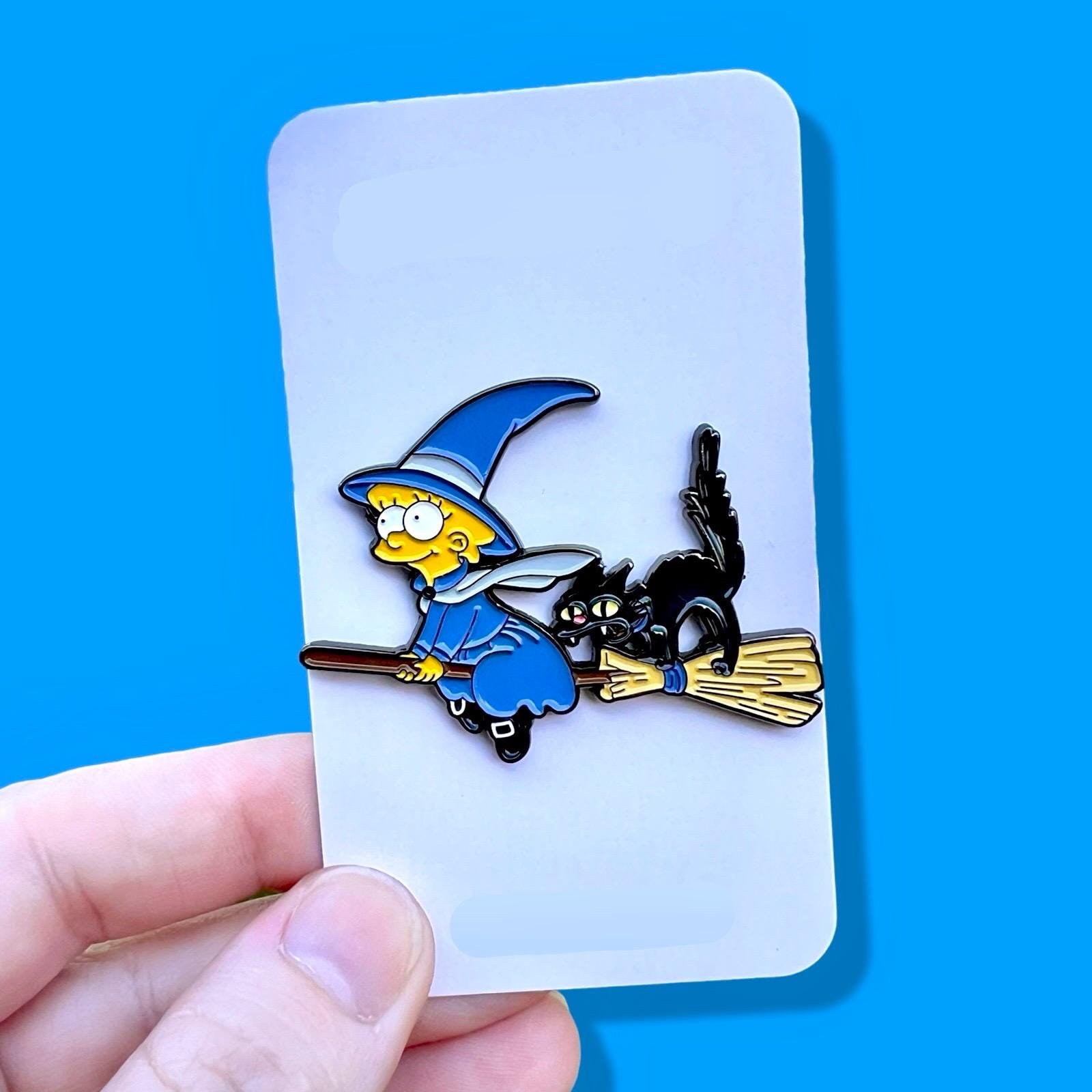 Nostalgic Halloween Lisa Witch and Cat Enamel Pin - Cartoon Fans