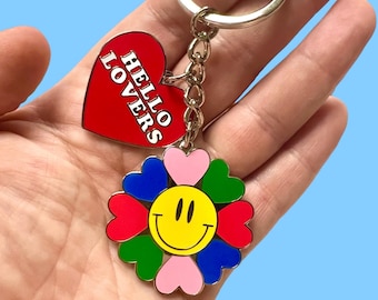 Hello Lovers Smiley Flower Enamel Keychain - Gifts for Niall Fans - One Direction 1D Merch