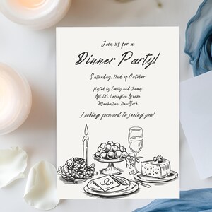 以下が含まれることがあります： 「Join us for a Dinner Party!」というテキストが書かれた、白黒のディナーパーティー招待状のイラスト。土曜日、10月2日。エミリーとジェームズ主催。アパート12C、ラビングトンアベニュー。マンハッタン、ニューヨーク。お会いできるのを楽しみにしています！